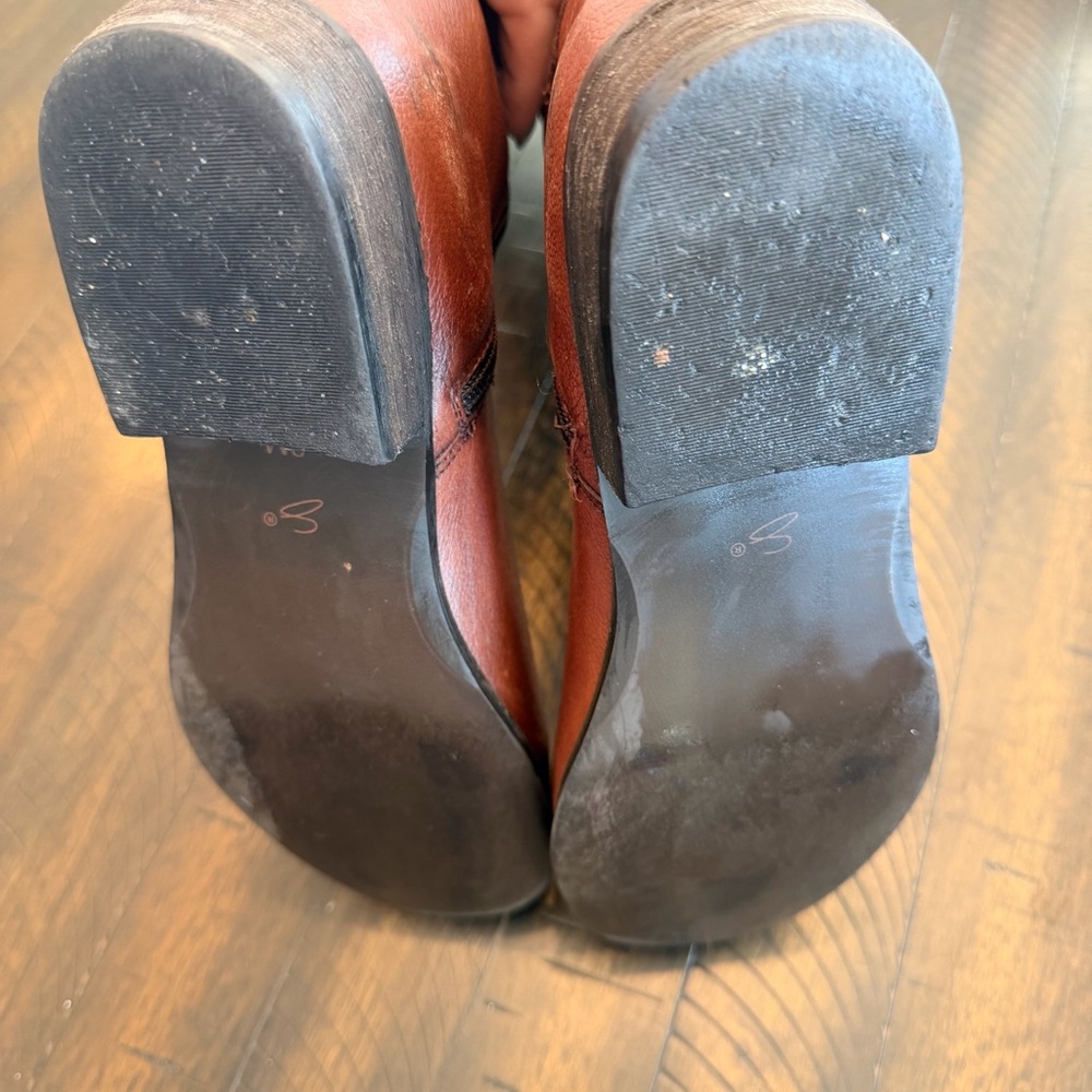 Ciao Bella Women's Mahogany Leather Riding Boots - Picture 5 of 7